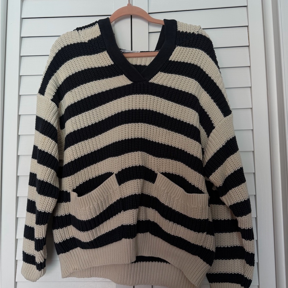 Zara Black and Cream Striped V-Neck Sweater